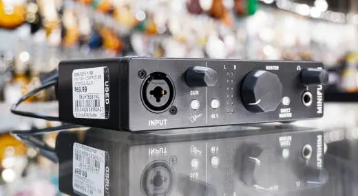 Arturia - MiniFuse 1 Compact USB Audio Interface - Black 2